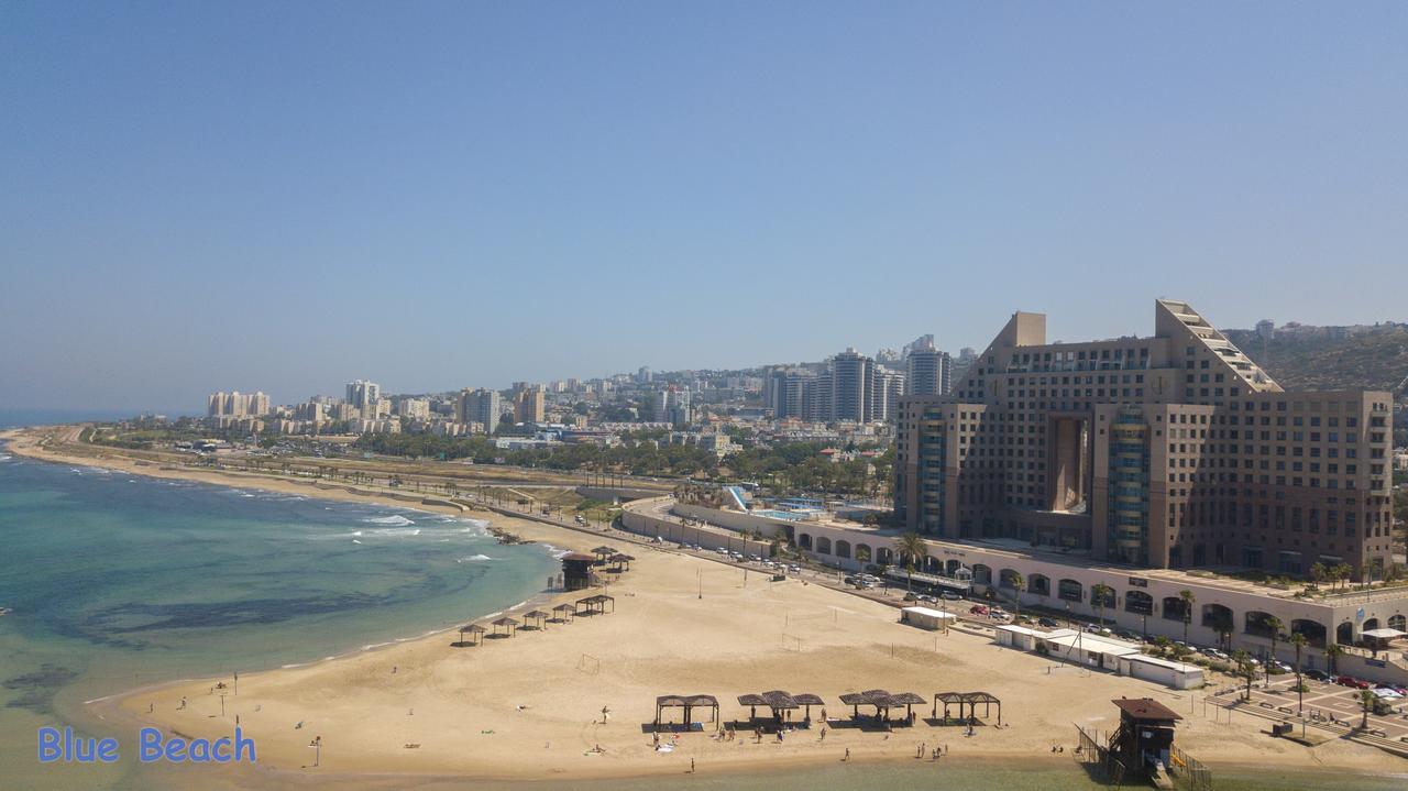 מגדל אלמוג חיפה - דירות "בלו ביץ'" על הים Exterior photo